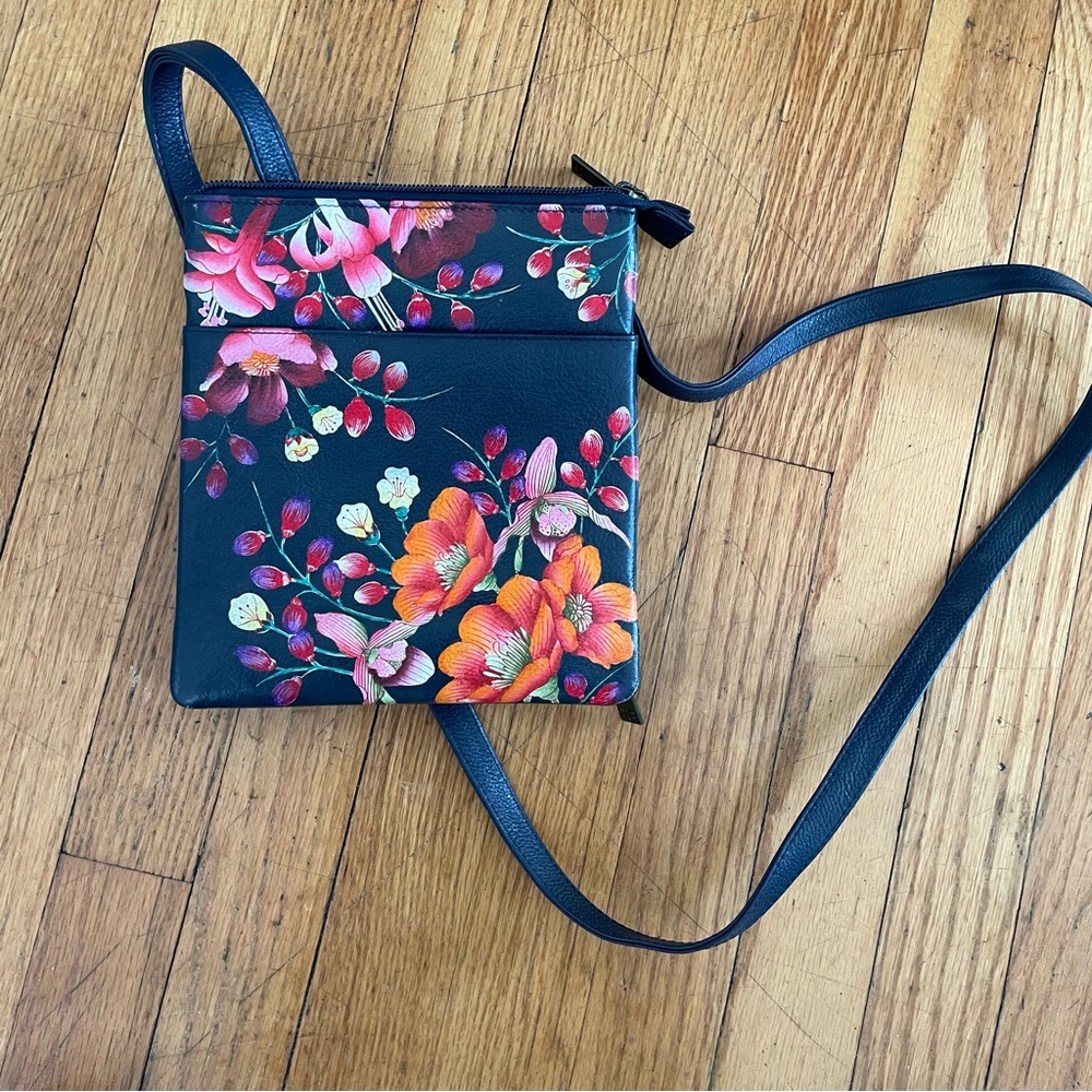 Anuschka hand painted crossbody purse
